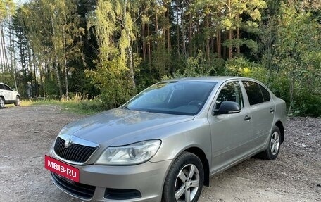 Skoda Octavia, 2010 год, 690 000 рублей, 2 фотография