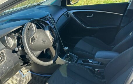 Hyundai i30 II рестайлинг, 2012 год, 890 000 рублей, 6 фотография