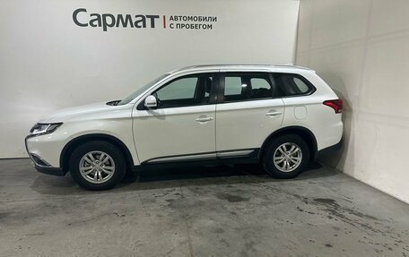 Mitsubishi Outlander III рестайлинг 3, 2018 год, 2 500 000 рублей, 4 фотография