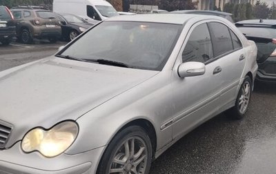 Mercedes-Benz C-Класс, 2005 год, 760 000 рублей, 1 фотография