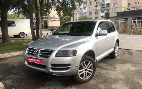 Volkswagen Touareg III, 2004 год, 730 000 рублей, 1 фотография