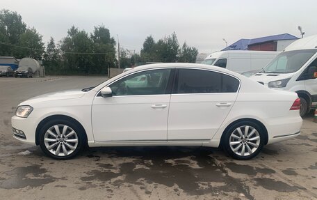 Volkswagen Passat B7, 2011 год, 990 000 рублей, 3 фотография