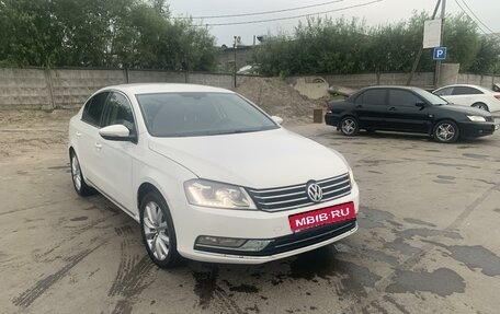 Volkswagen Passat B7, 2011 год, 990 000 рублей, 2 фотография