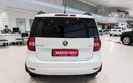 Skoda Yeti I рестайлинг, 2016 год, 1 681 000 рублей, 6 фотография