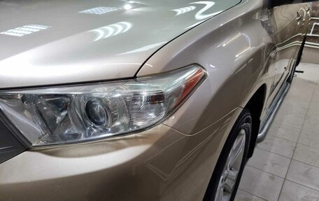 Toyota Highlander III, 2011 год, 2 333 000 рублей, 6 фотография