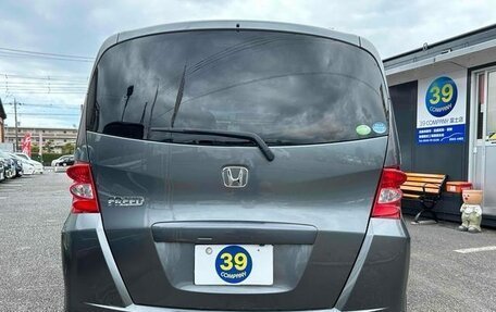 Honda Freed I, 2014 год, 800 000 рублей, 3 фотография