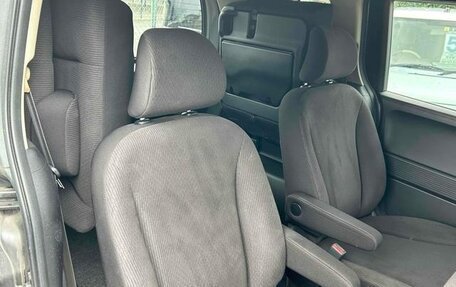 Honda Freed I, 2014 год, 800 000 рублей, 11 фотография