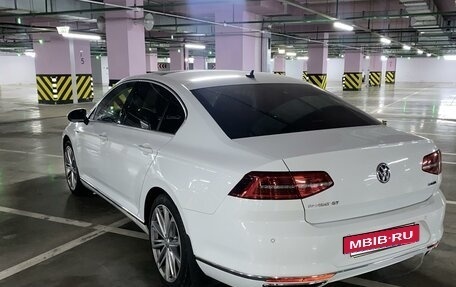 Volkswagen Passat B8 рестайлинг, 2018 год, 3 300 000 рублей, 3 фотография