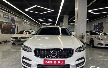 Volvo V90 Cross Country I рестайлинг, 2020 год, 4 130 000 рублей, 2 фотография