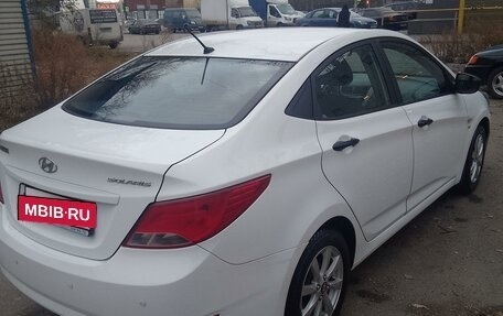 Hyundai Solaris II рестайлинг, 2014 год, 1 050 000 рублей, 6 фотография