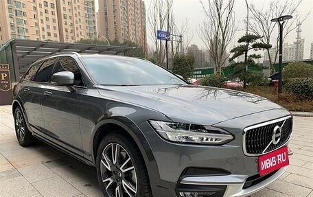 Volvo V90 Cross Country I рестайлинг, 2020 год, 4 400 000 рублей, 3 фотография