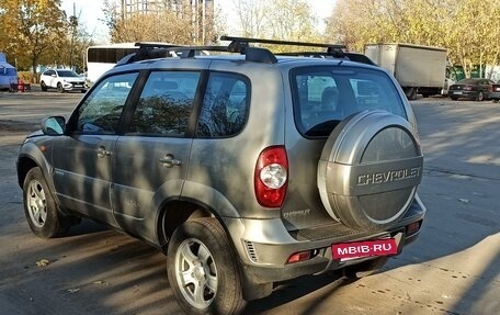 Chevrolet Niva I рестайлинг, 2010 год, 500 000 рублей, 8 фотография