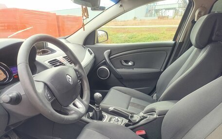 Renault Megane III, 2010 год, 800 000 рублей, 9 фотография