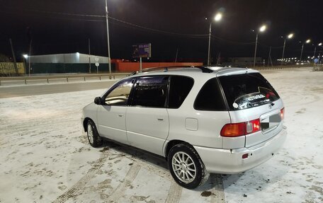 Toyota Ipsum II, 1998 год, 600 000 рублей, 3 фотография