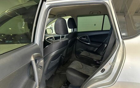 Toyota RAV4, 2012 год, 2 099 999 рублей, 18 фотография