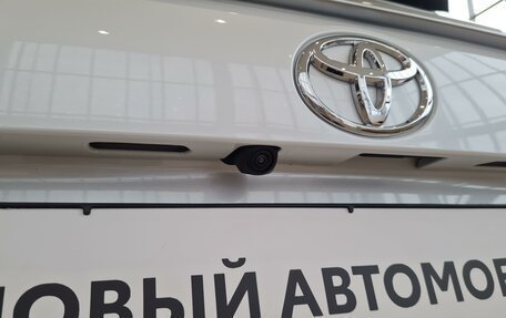 Toyota RAV4, 2023 год, 5 700 000 рублей, 10 фотография