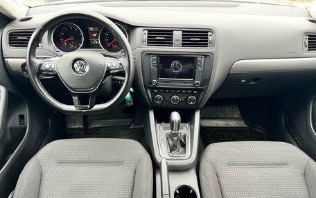 Volkswagen Jetta VI, 2015 год, 1 480 000 рублей, 18 фотография