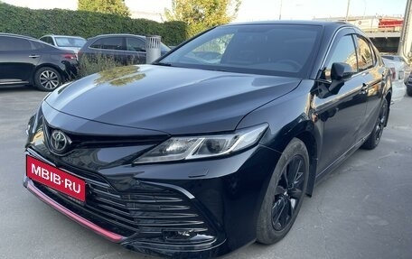 Toyota Camry, 2021 год, 3 170 000 рублей, 1 фотография