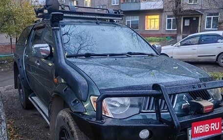 Mitsubishi L200 IV рестайлинг, 2008 год, 2 050 000 рублей, 5 фотография