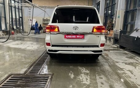 Toyota Land Cruiser 200, 2016 год, 6 700 000 рублей, 6 фотография