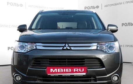 Mitsubishi Outlander III рестайлинг 3, 2014 год, 1 738 000 рублей, 2 фотография