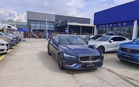 Volvo S60 III, 2020 год, 2 600 000 рублей, 3 фотография