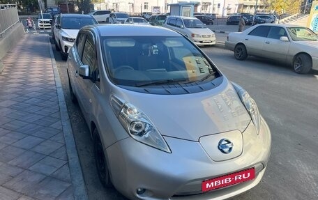 Nissan Leaf I, 2013 год, 450 000 рублей, 1 фотография