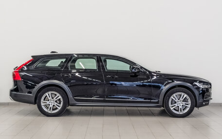 Volvo V90 Cross Country I рестайлинг, 2019 год, 4 290 000 рублей, 4 фотография