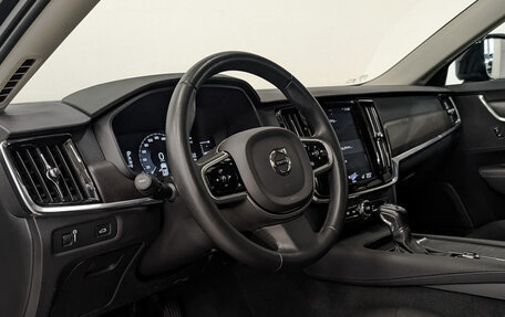 Volvo V90 Cross Country I рестайлинг, 2019 год, 4 290 000 рублей, 15 фотография