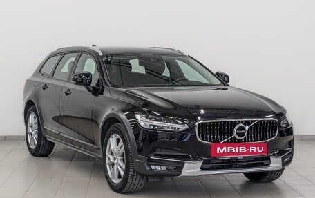 Volvo V90 Cross Country I рестайлинг, 2019 год, 4 290 000 рублей, 3 фотография