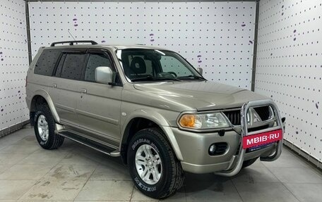 Mitsubishi Pajero Sport II рестайлинг, 2005 год, 980 000 рублей, 2 фотография