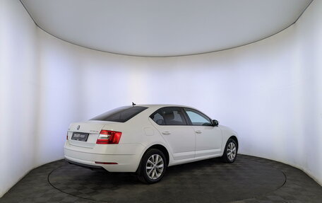 Skoda Octavia, 2018 год, 1 850 000 рублей, 5 фотография