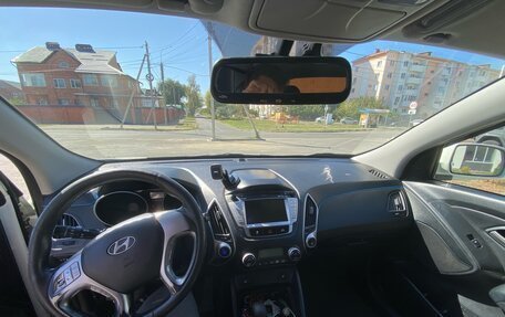 Hyundai Tucson III, 2010 год, 1 300 000 рублей, 11 фотография