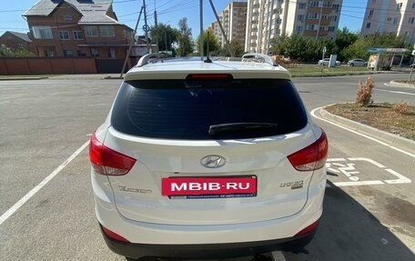 Hyundai Tucson III, 2010 год, 1 300 000 рублей, 4 фотография