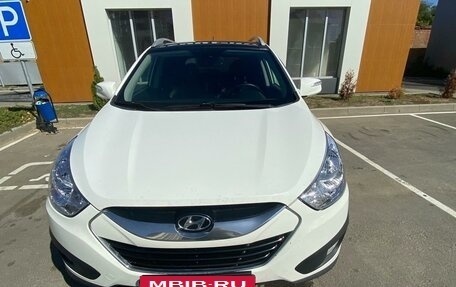 Hyundai Tucson III, 2010 год, 1 300 000 рублей, 10 фотография