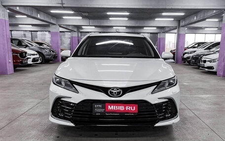 Toyota Camry, 2021 год, 2 669 000 рублей, 2 фотография