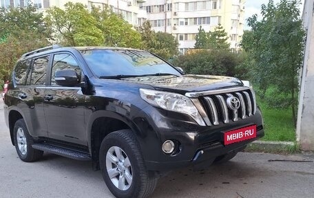 Toyota Land Cruiser Prado 150 рестайлинг 2, 2015 год, 3 950 000 рублей, 1 фотография