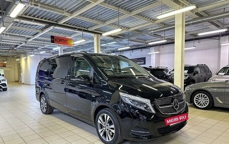 Mercedes-Benz V-Класс, 2016 год, 4 950 000 рублей, 3 фотография