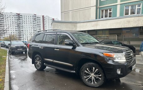 Toyota Land Cruiser 200, 2015 год, 5 600 000 рублей, 2 фотография