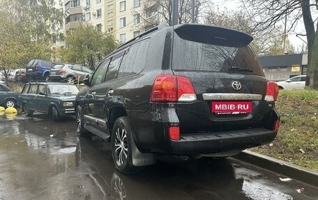 Toyota Land Cruiser 200, 2015 год, 5 600 000 рублей, 5 фотография