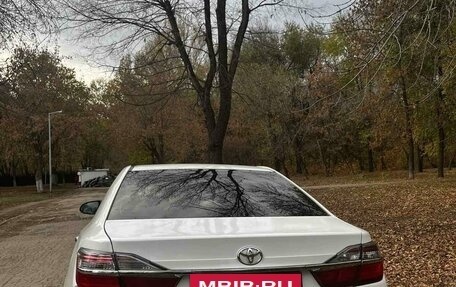 Toyota Camry, 2015 год, 2 100 000 рублей, 4 фотография