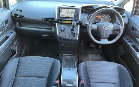 Toyota Wish II, 2012 год, 1 450 100 рублей, 8 фотография