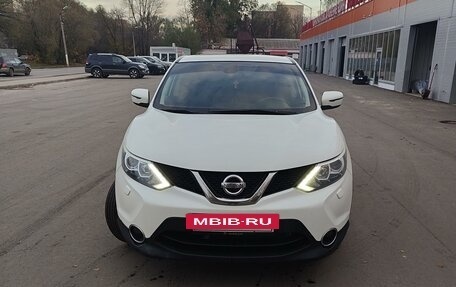 Nissan Qashqai, 2015 год, 1 650 000 рублей, 2 фотография