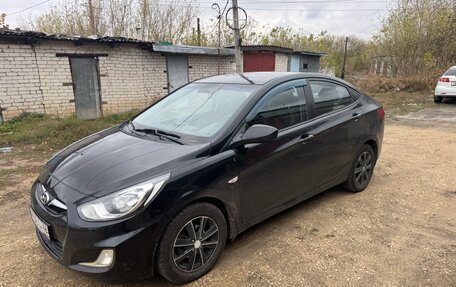 Hyundai Solaris II рестайлинг, 2012 год, 750 000 рублей, 5 фотография