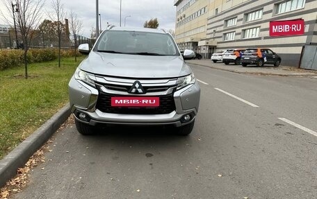 Mitsubishi Pajero Sport III рестайлинг, 2018 год, 3 550 000 рублей, 3 фотография