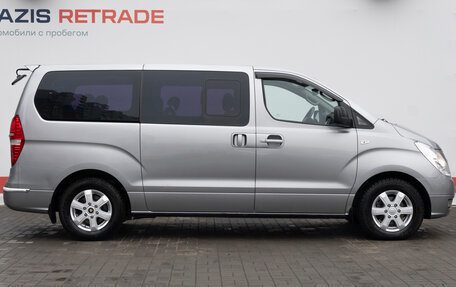 Hyundai Grand Starex Grand Starex I рестайлинг 2, 2011 год, 1 795 000 рублей, 4 фотография