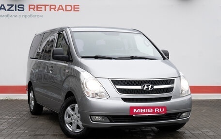 Hyundai Grand Starex Grand Starex I рестайлинг 2, 2011 год, 1 795 000 рублей, 3 фотография