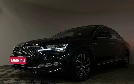 Skoda Superb III рестайлинг, 2024 год, 3 477 614 рублей, 2 фотография