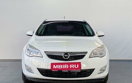 Opel Astra J, 2010 год, 790 000 рублей, 3 фотография