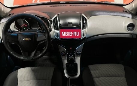 Chevrolet Cruze II, 2012 год, 820 000 рублей, 9 фотография